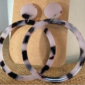 Black and white hoop, earrings, acrylic new